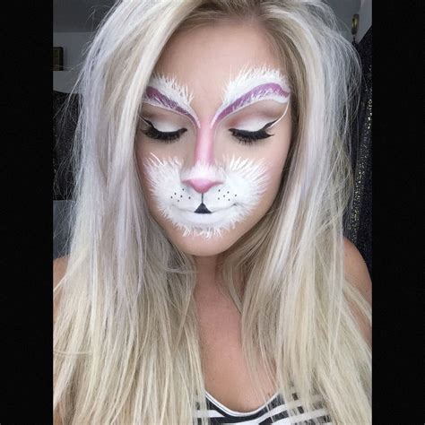 Pin By Mony Vinklerová On Malovani Na Oblicej Bunny Halloween Makeup