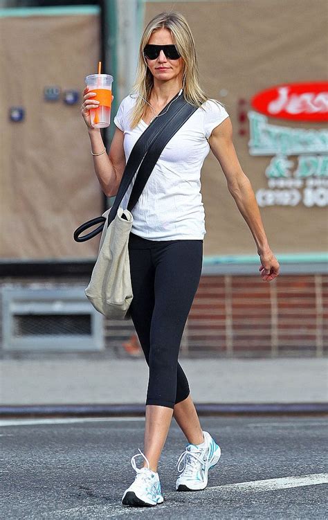 Cameron Diaz Returns To Nyc And Her Big Apple Workout Routine Cameron Diaz Fitness Fashion