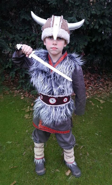 The viking ship dragon head and tale was inspired by actual old. viking - #viking | Kids viking costume, Viking costume, Vikings costume diy