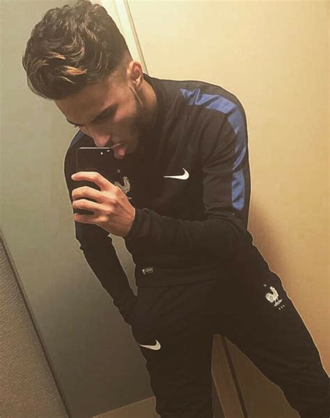 Survet Lads Chav Bulge On Tumblr Image Tagged With Scred Survet Trackies