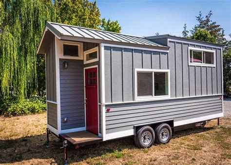 24 Ft Tiny House On Wheels Designed For Airbnb Tiny House Vacation