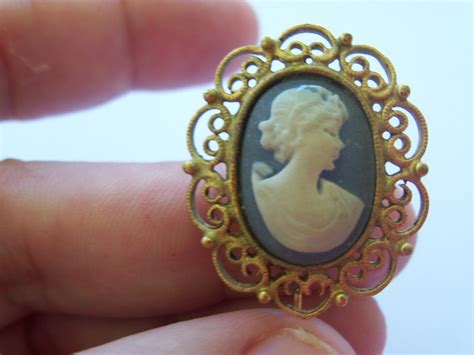 Free Antique Ornate And Delicate Cameo Stick Pin Gold Tone Antiques