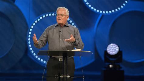 Bill Hybels Willow Creeks Pastor Denies Sexual Misconduct Allegations But Has Resigned