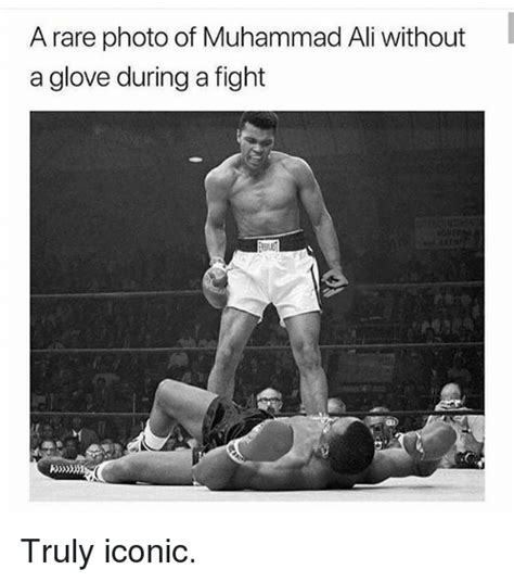 A Rare Photo Of Muhammad Ali Without A Glove During A Fight Truly