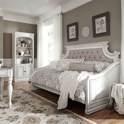 Liberty Furniture Magnolia Manor 244 Day Tdb Relaxed Vintage Twin Daybed With Tufted Upholstered