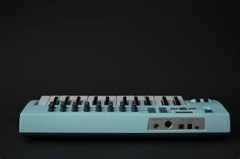 MATRIXSYNTH: Custom Painted MIDI Keyboard Controllers by ColoredKeysNL