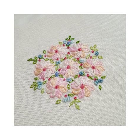 embroidery-embroider-handembroidery-bordado-broderie-needlework