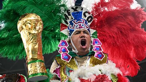 2022 World Soccer World Cup Football Fan Supplies Qatar Inflatable