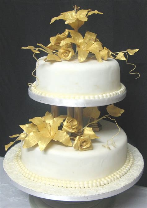 Sugarcraft By Soni Two Tier Wedding Cake Gold Flowers July 2008