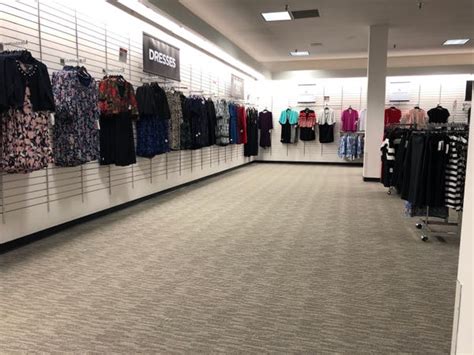 Jcpenney Sales Are Sinking And Store Photos Show Why