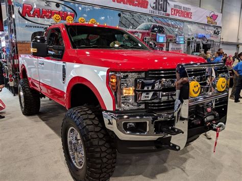 Two Toned Ford F 250 Brings Retro Style To Sema Ford