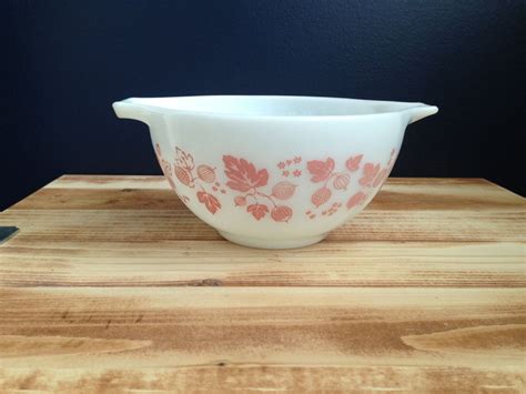 Vintage Pyrex Pink On White Gooseberry Cinderella Bowl 411 1 Etsy
