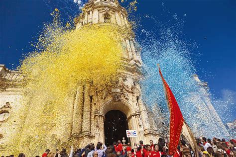 However, many visitors spend most or all of their time visiting the major attractions within the known as the florence of the south, lecce is full of baroque buildings and cultural attractions. A Year of Festivals, Holidays, and Special Events in Italy