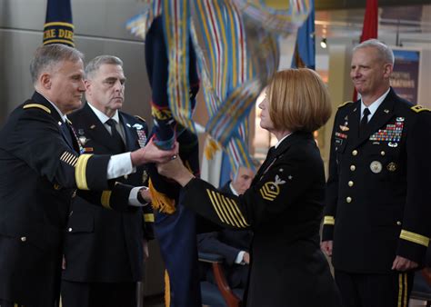 Dia Celebrates Retirement Of Lt Gen Ashley Welcomes 22nd Director Lt