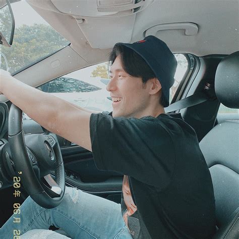 Get his latest updates by giving a like! James Seah 谢俊峰 - Home | Facebook