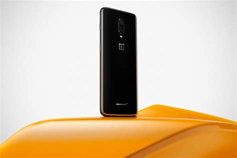 Oneplus Debuts Oneplus 6t Mclaren Edition With Warp Charge 30 10 Gb Ram