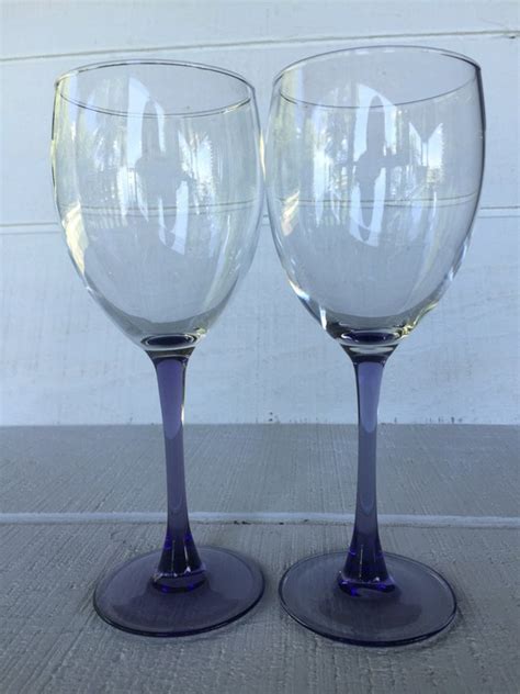 2 Vintage Purple Stemmed Wine Glasses Retro Wine Glasses Bar