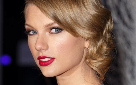 Taylor Swift Shares Some Really Sad News