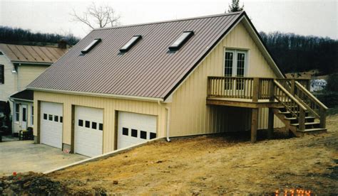 Building living quarters next to or above your garage is an efficient use of space. Pole Barn Kits. | Garage with living quarters, Shop with living quarters, Pole barn homes
