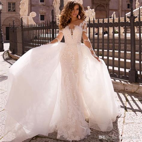 Pros And Cons Of Having A Two Piece Wedding Dress The Best Wedding