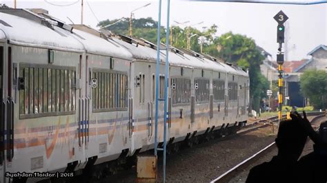 Check spelling or type a new query. Keberangkatan Kereta Api Kaligung di Stasiun Tegal - YouTube