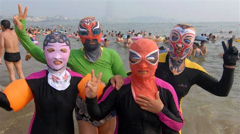 The ‘facekini Is Chinas Hottest New Beach Accessory 9travel