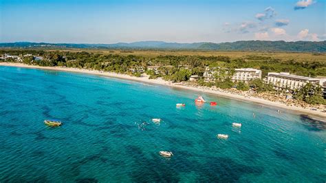 Swim Tan And Sightsee At Bloody Bay In Jamaica Act News