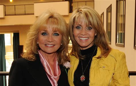 the bachelor star christina mandrell s mom is a famous country singer