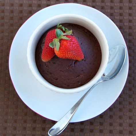 Swirlio big boss frozen fruit desert soft serve maker nib. Chocolate Cake for One | Magic bullet recipes, Nutribullet ...