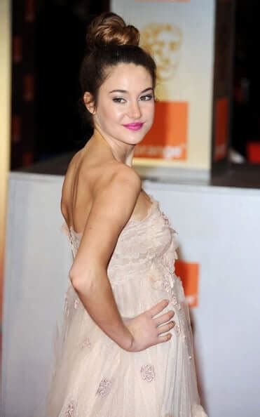 49 Hottest Shailene Woodley Big Butt Pictures Which Will Make You Fall