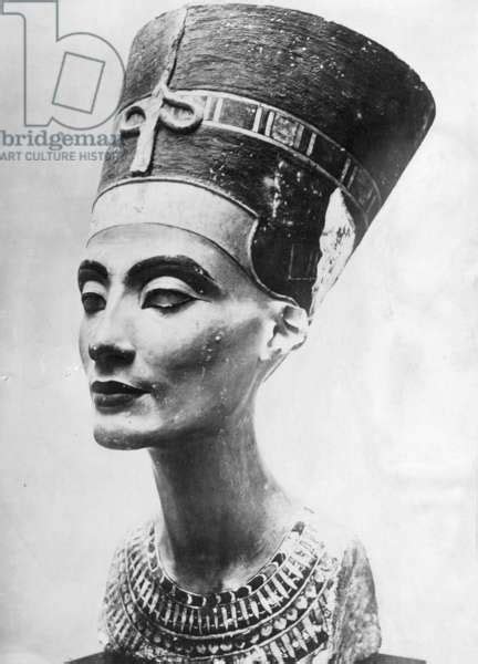 Image Of Nefertiti Egyptian Queen In The 14th Century Bc Bw Photo By Thutmose 1360 Bc