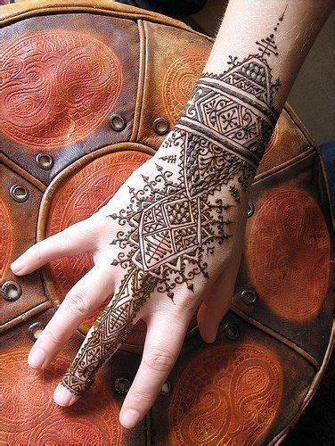45 idées de Henna Marocaine henné marocain henné tatouage au henné