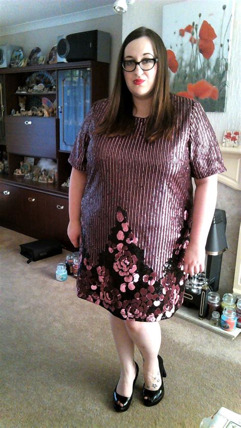 12 Days Of Christmas Dresses 2 Does My Blog Make Me Look Fat