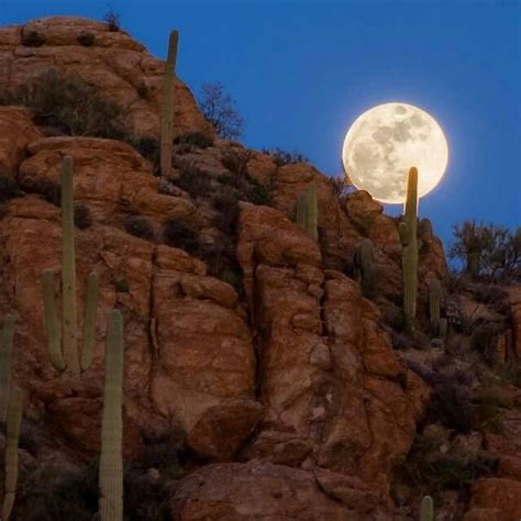 Beautiful Moon In Arizona Beautiful Moon Arizona Best Photographers