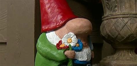 Mysterious Garden Gnome Returns After Disappearing 3 Months Ago Abc News