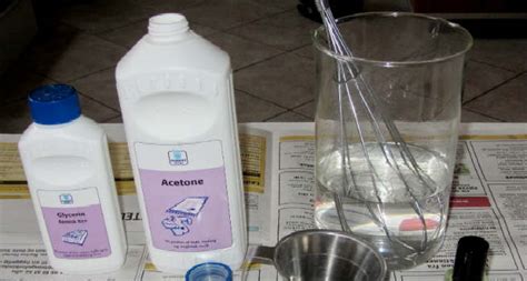 Ideas To Prepare Nail Polish Remover At Home