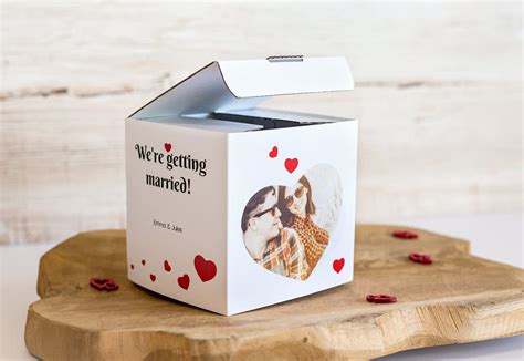 Photo seen in flickr explore. Geschenk-Box mit eigenem Foto. Persönliche Geschenk-Box mit Foto, die perfekte Verpackung für ...