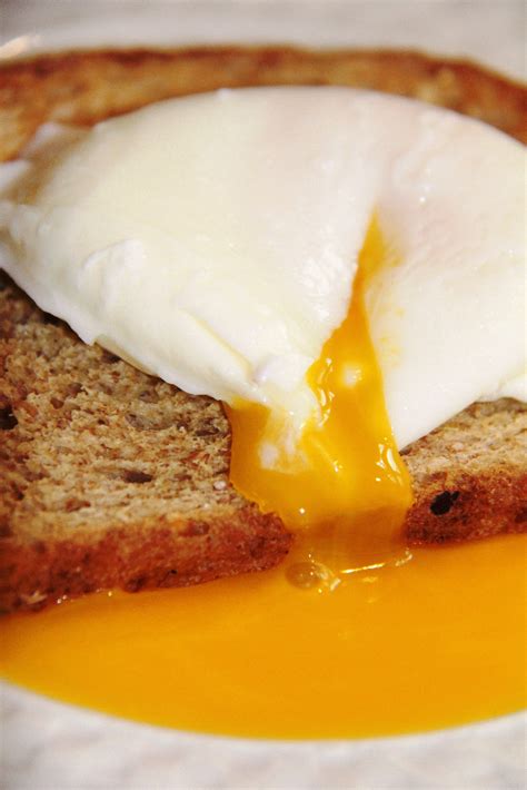 Stranded In Cleveland Perfectly Poached Eggs Recipe How To