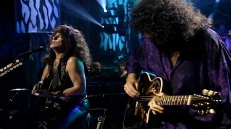 This is a big, big lie! KISS Unplugged - Sure Know Something - YouTube