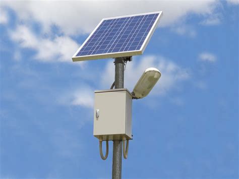 ソーラー電源式LED街灯『KSL-100』 共栄電機 | イプロス都市まちづくり