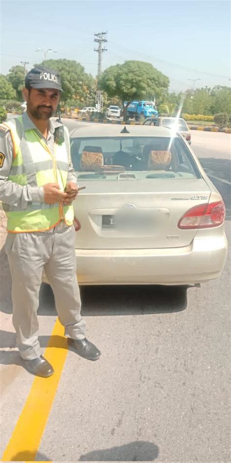 Islamabad Police On Twitter اسلام آباد کیپیٹل پولیس کا ٹریفک وائلییشن کرنے والی گاڑیوں کے خلاف