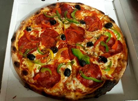 Adulte pizza 45 cm : Pizza Napoli - A l'emporter et sur place