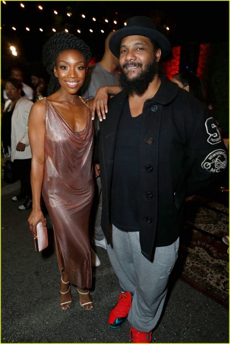 This year's halloween festivities brought us no shortage of delightful celebrity costumes, not least of which included harry styles as elton john, beyoncé as toni braxton and, uh, rita ora as. Bella Hadid Parties With The Weeknd After Grammys 2016 ...