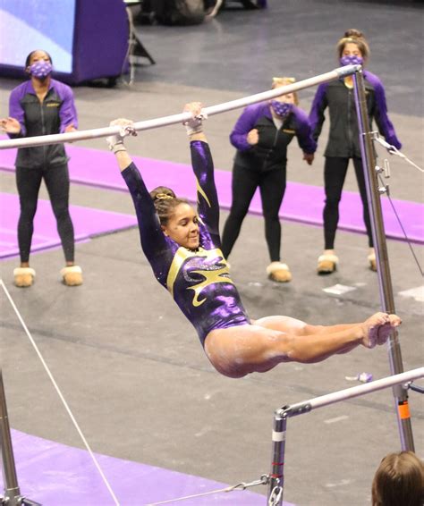 Lsu Gymnastics Is Back Check Out Photos From Return To Pmac For Gym