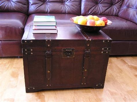 That's a nice looking trunk!. Unique Steamer Trunk Coffee Table as Room Decoration ...