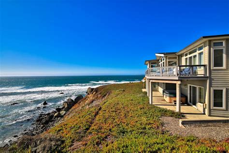 Ru Sea Glass Dillon Beach California Beach Houses Dillon Beach United States Of America
