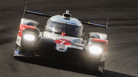Premier objectif atteint pour toyota, qui s'élancera en pole position des 24 heures du mans 2021 et occupera même l'intégralité de la première ligne. 24 Heures du Mans - Les Hypercars avec Peugeot puis l ...