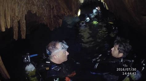 Visito Unas Cuevas Submarinas En Menorca Cuevas Pont Den Gil Youtube