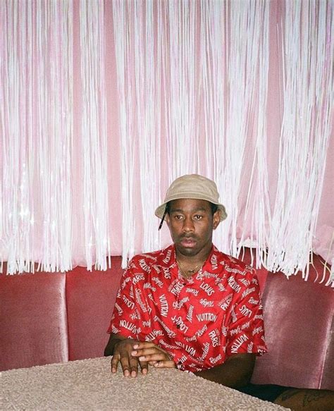 Tyler, the creator and kali uchis make a surprise appearance at illegal civilization's second ever art show. Pin by percdreamin *☆ on an arch¡ve ⚡️ | Tyler the creator ...