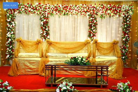Bengali Wedding Guide Gaye Holud Or Biye Simple Stage Design